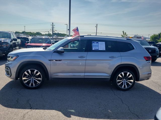 Used 2023 Volkswagen Atlas SEL Premium AWD/4WD image 2