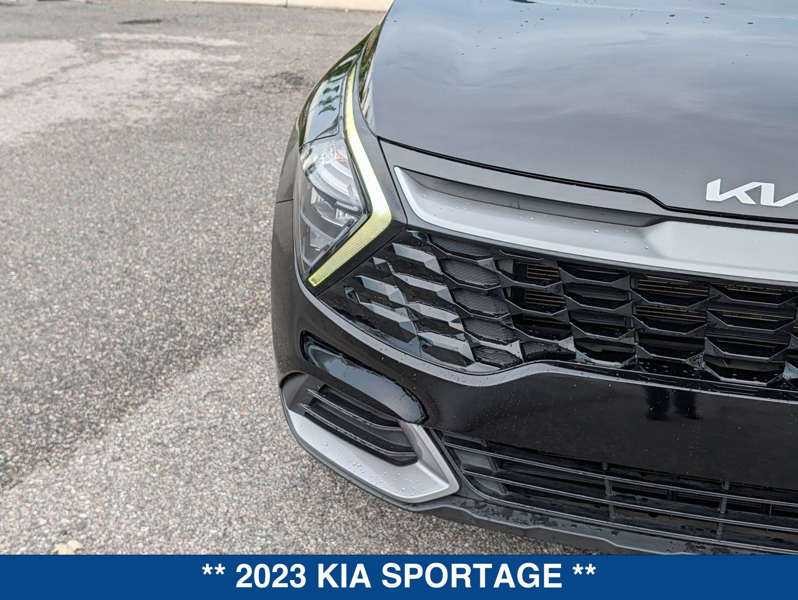 Used 2023 Kia Sportage EX FWD image 10