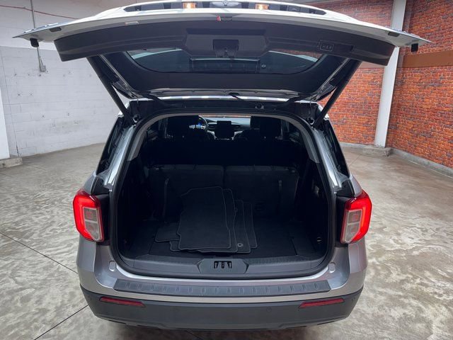 Certified 2022 Ford Explorer XLT image 29