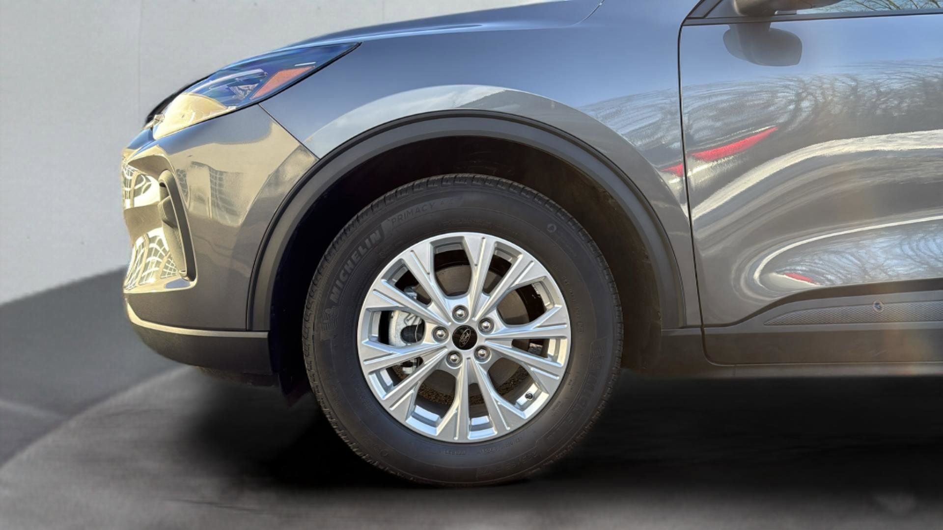 Certified 2025 Ford Escape Active w/ Cold Weather Package image 21