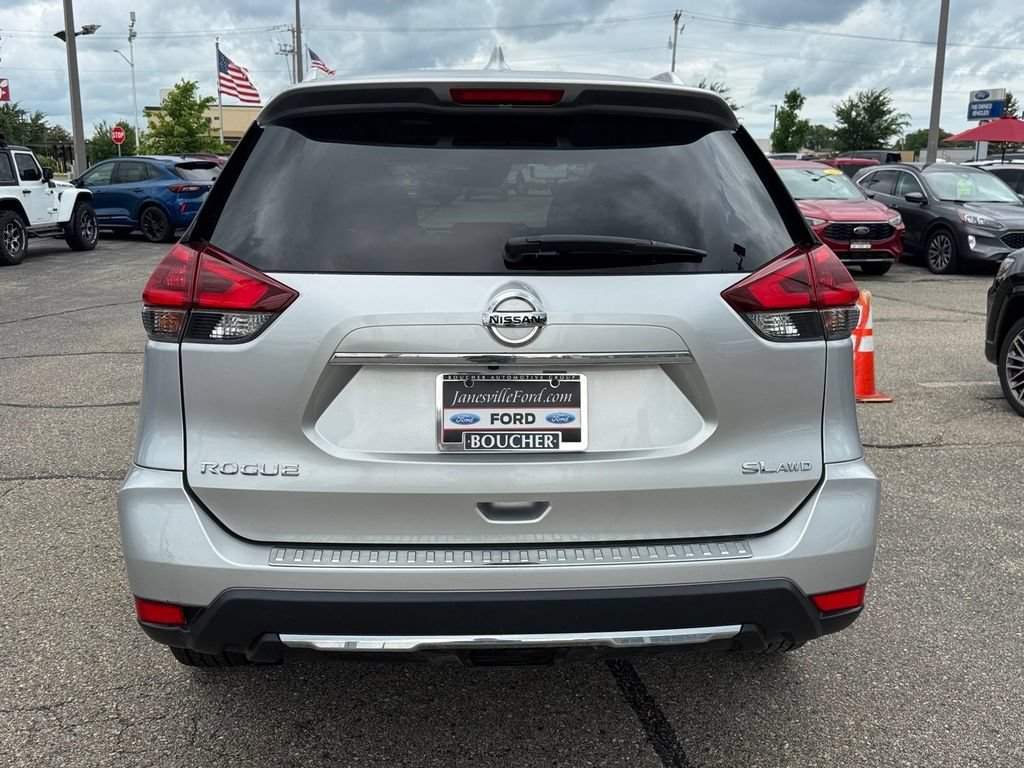 Used 2018 Nissan Rogue SL w/ Premium Package AWD/4WD image 4