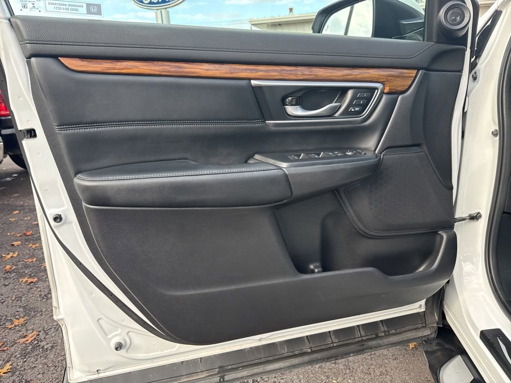 Used 2021 Honda CR-V Touring image 14