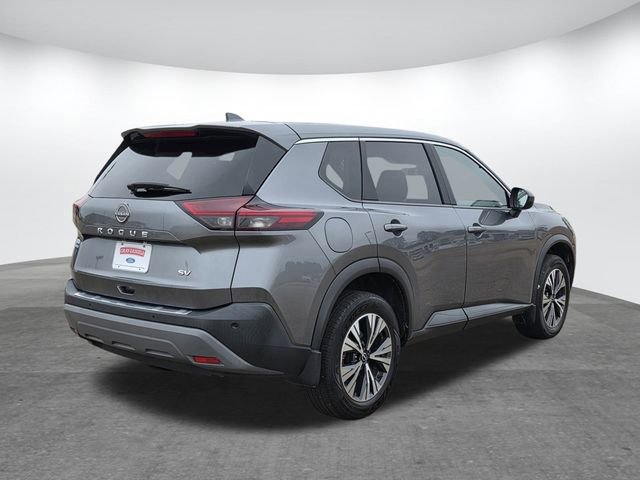 Used 2023 Nissan Rogue SV image 4