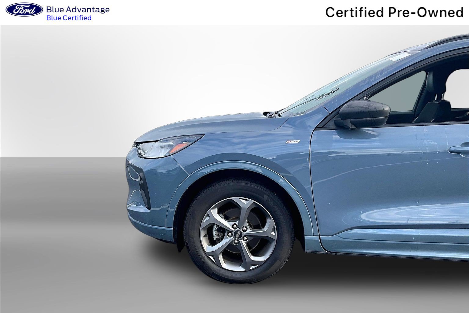 Certified 2023 Ford Escape ST-Line w/ Tech Pack #1 AWD/4WD image 3