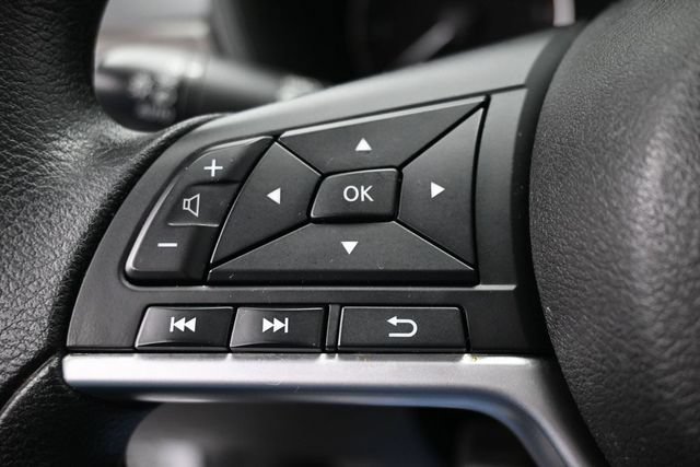 Used 2024 Nissan Altima 2.5 SV FWD image 17