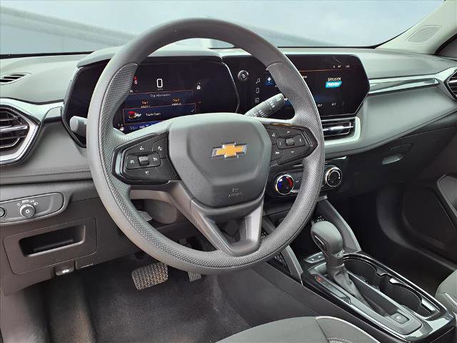 Used 2024 Chevrolet TrailBlazer LT image 16