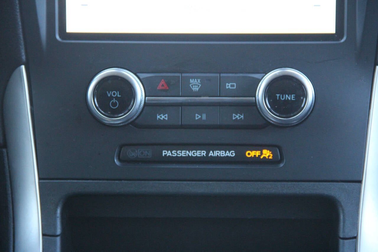 Certified 2024 Ford Edge SEL AWD/4WD image 20