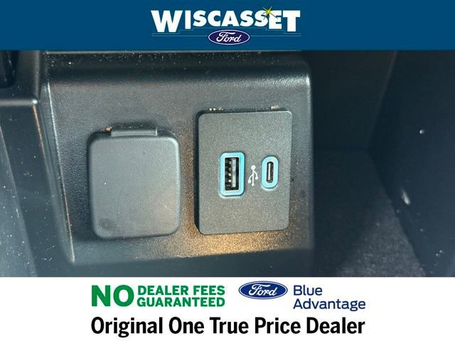 Certified 2022 Ford Explorer XLT w/ Equipment Group 202A image 22