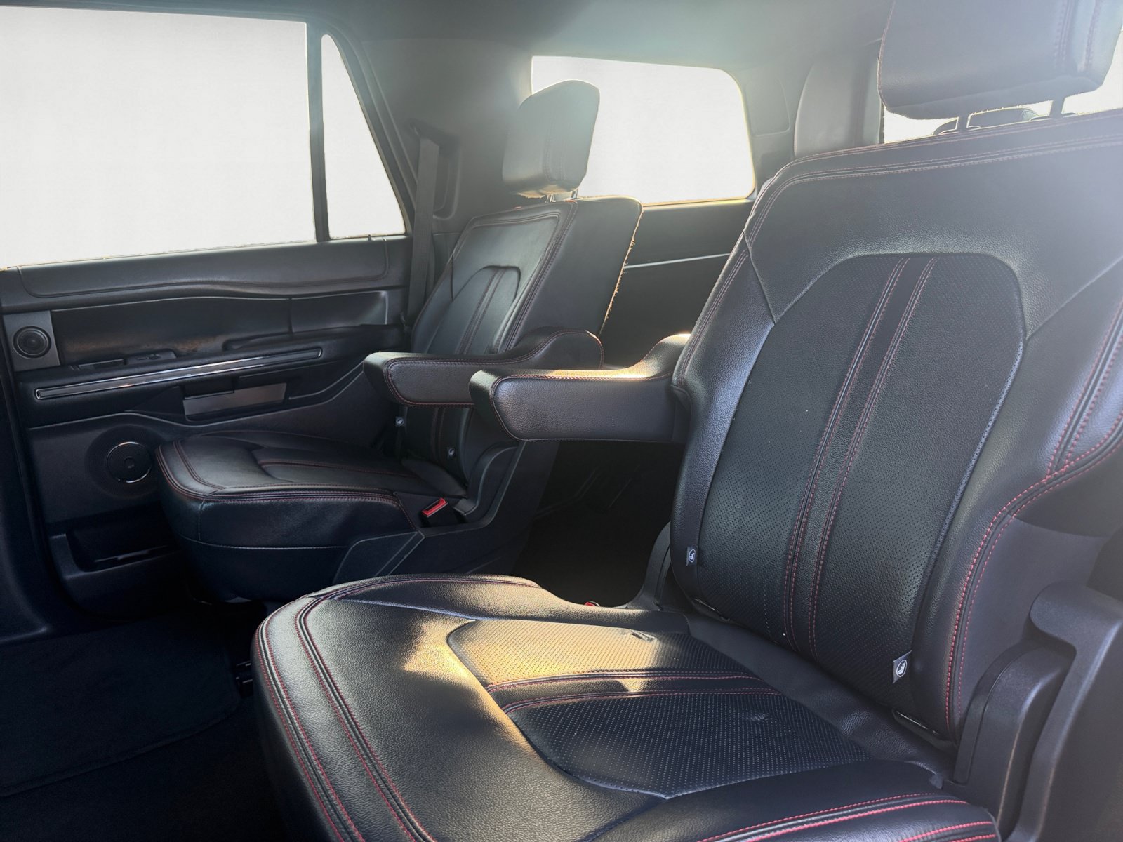 Certified 2024 Ford Expedition Limited RWD image 13