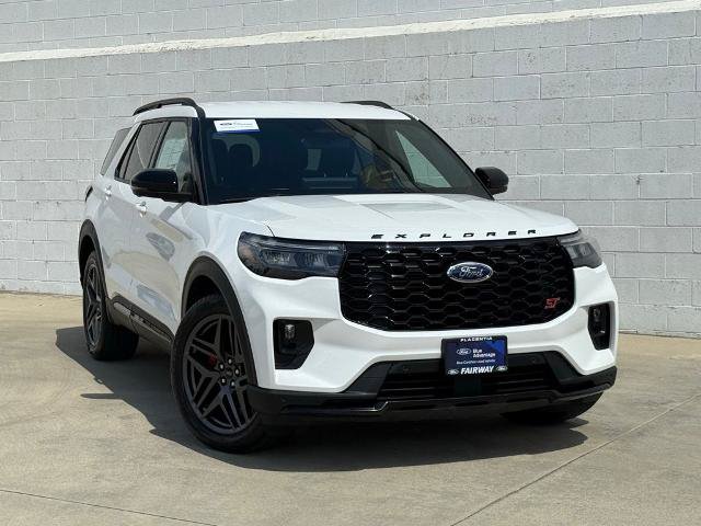 Certified 2025 Ford Explorer ST AWD/4WD image 3