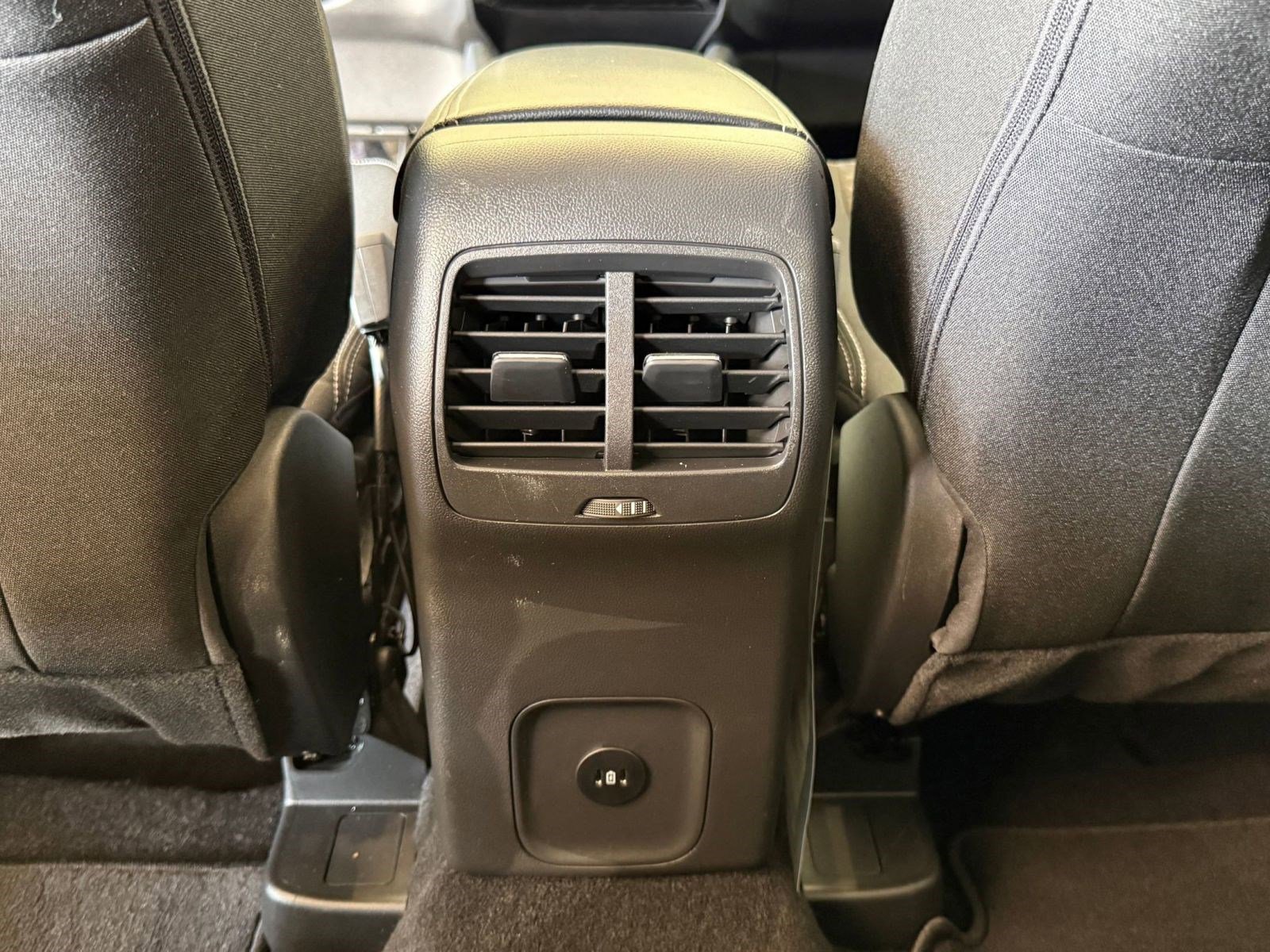 Certified 2025 Ford Escape Active w/ Tech Pack #1 FWD image 24