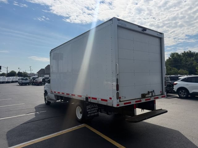 Certified 2022 Ford E-350 and Econoline 350 Super Duty w/ Power Windows & Locks Group RWD image 3