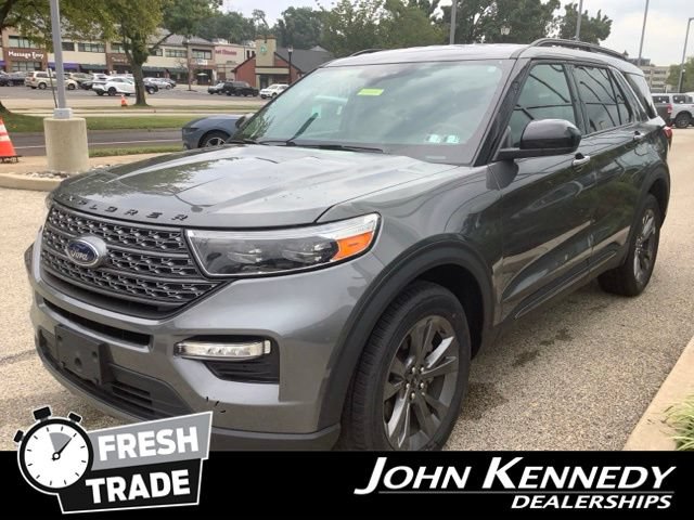 Certified 2023 Ford Explorer XLT w/ Equipment Group 202A AWD/4WD image 7