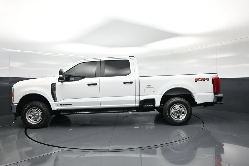 Certified 2023 Ford F250 XL w/ FX4 Off-Road Package AWD/4WD image 27