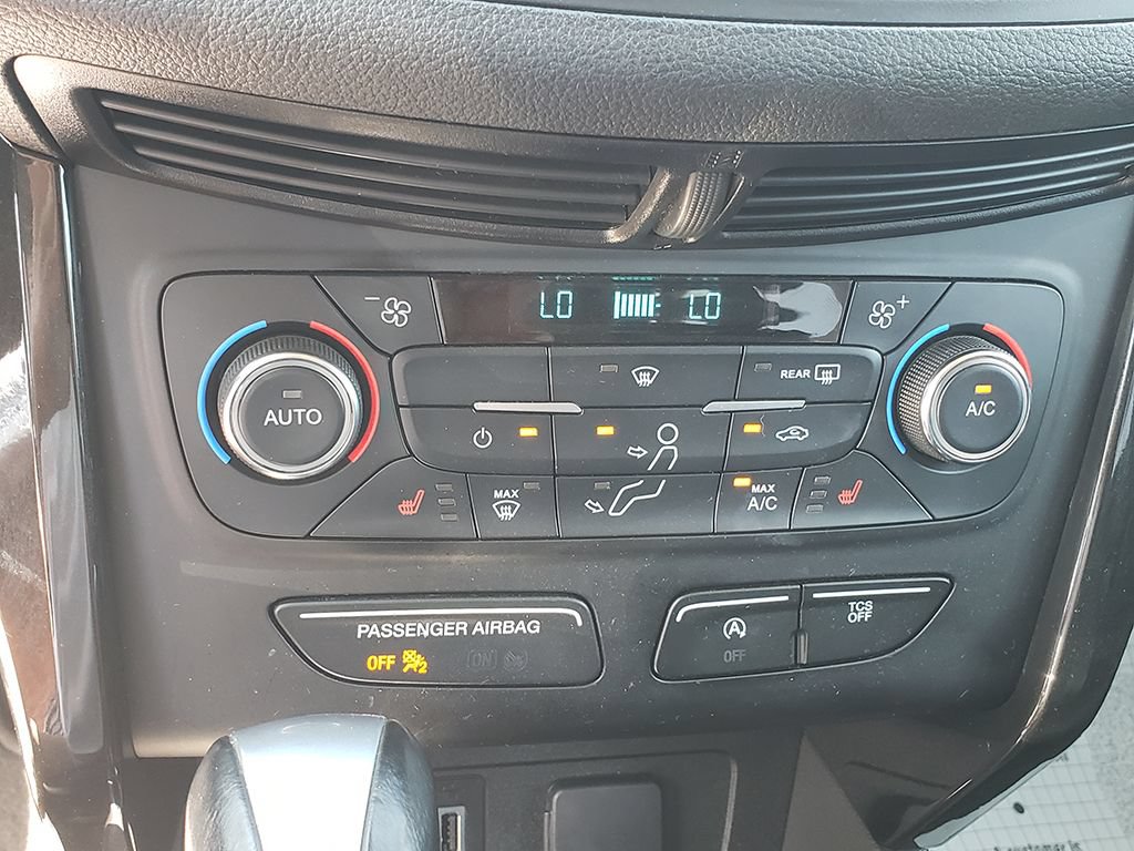 Certified 2017 Ford Escape Titanium FWD image 30