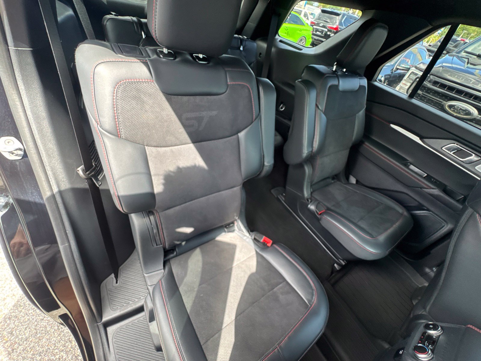 Certified 2025 Ford Explorer ST w/ Sun And Sound Package RWD image 18