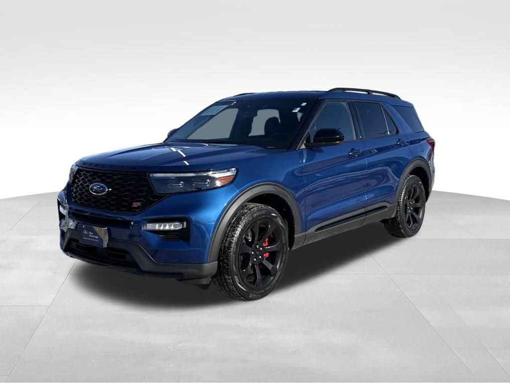 Certified 2022 Ford Explorer ST w/ ST Street Pack image 5