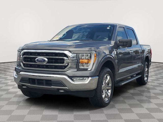 Certified 2021 Ford F150 XLT w/ Equipment Group 302A High image 4