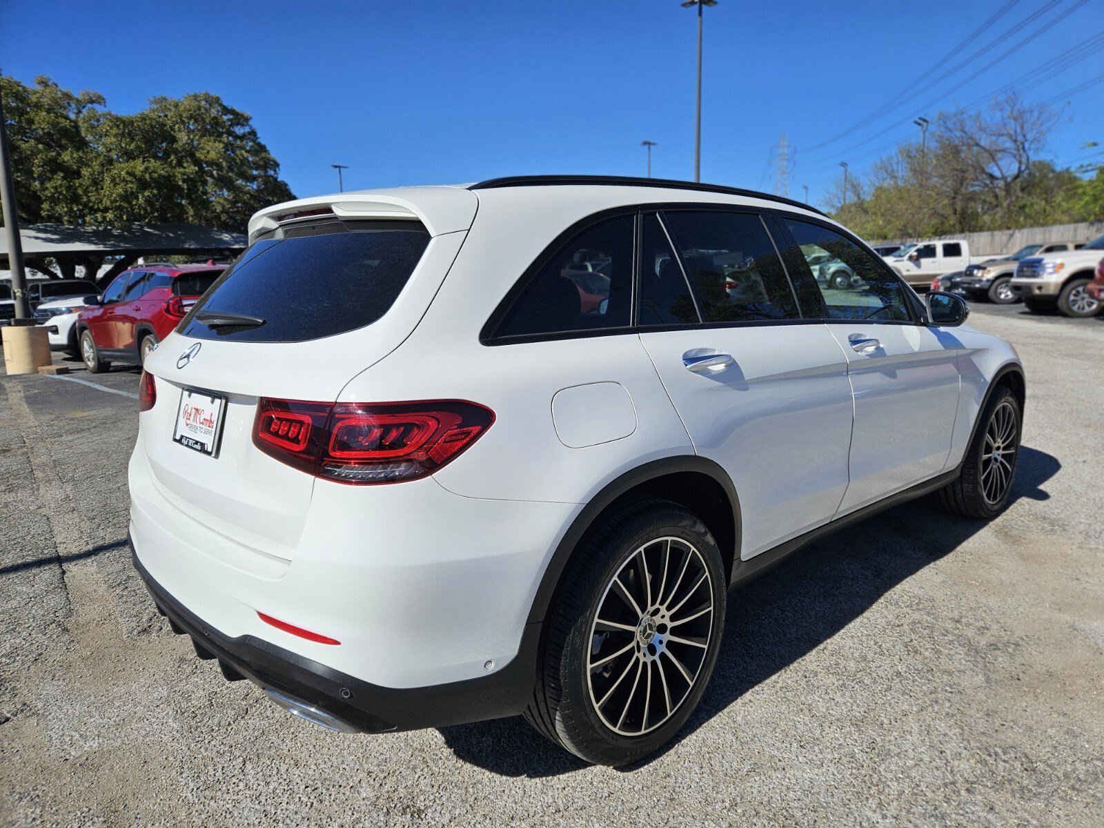 Used 2021 Mercedes-Benz GLC 300 image 3