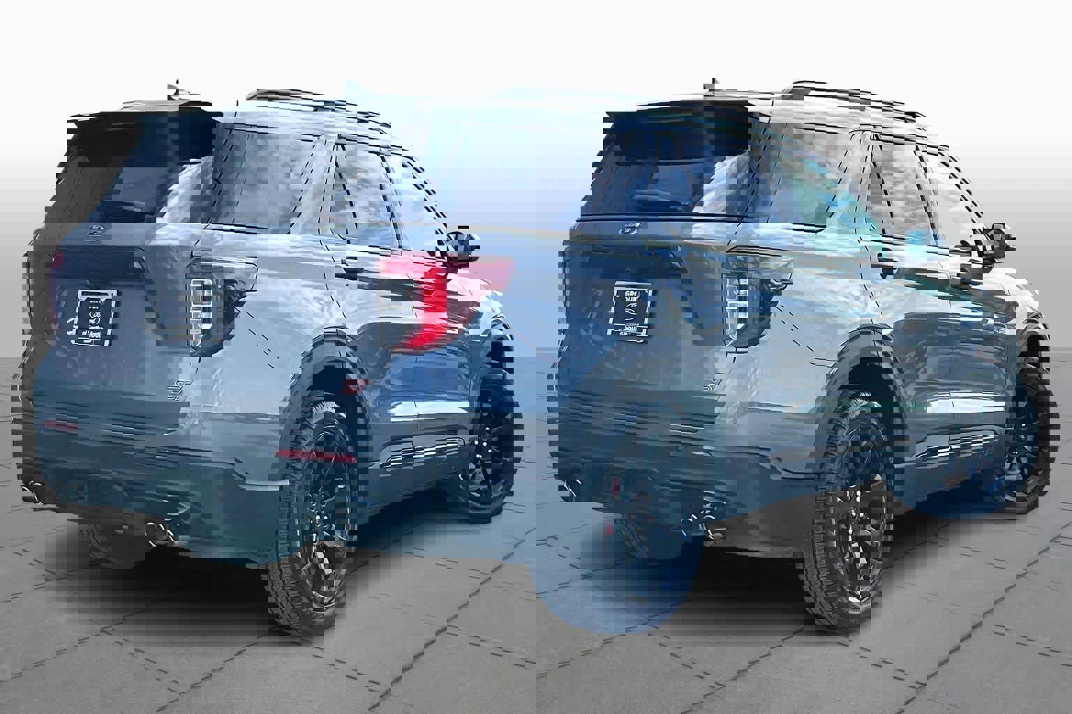 Certified 2023 Ford Explorer ST w/ Equipment Group 401A image 5