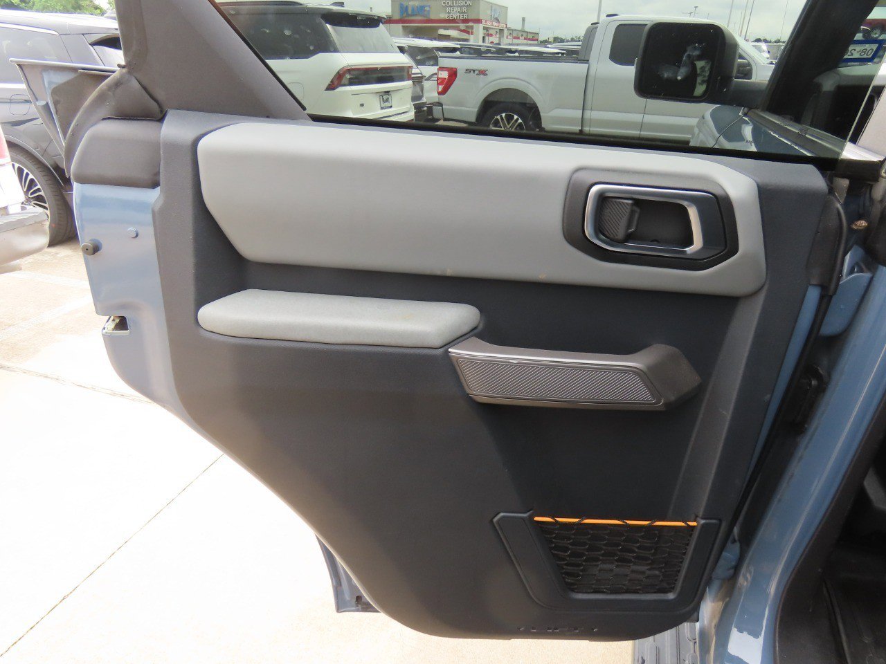 Certified 2023 Ford Bronco Badlands w/ Sasquatch Package AWD/4WD image 16