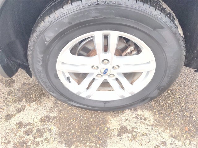 Certified 2022 Ford Explorer XLT w/ Equipment Group 202A image 34