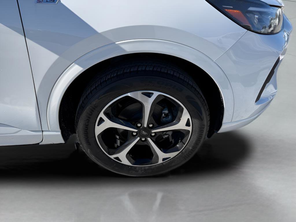 Certified 2025 Ford Escape ST-Line Elite w/ Premium Technology Package AWD/4WD image 32