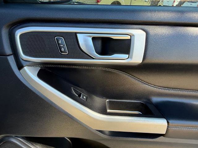 Certified 2022 Ford Explorer XLT w/ Equipment Group 202A image 34