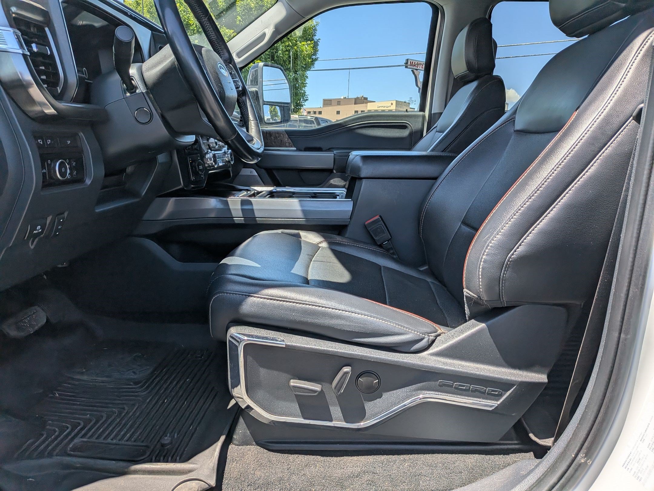 Certified 2024 Ford F350 Lariat AWD/4WD image 19