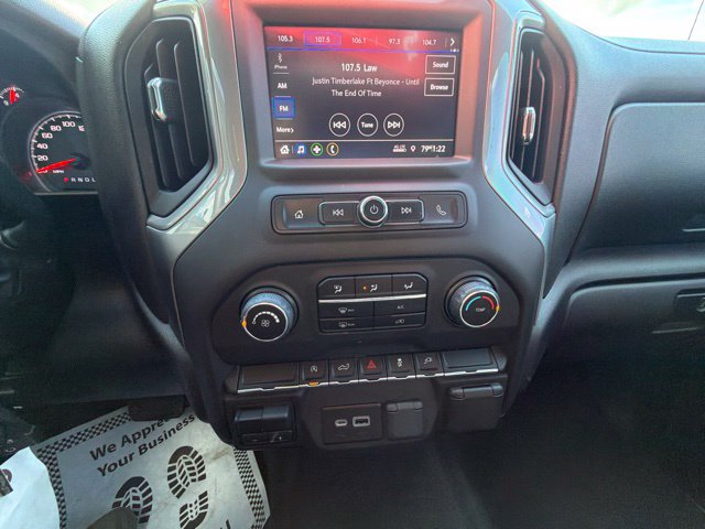 Used 2021 Chevrolet Silverado 1500 Custom AWD/4WD image 26