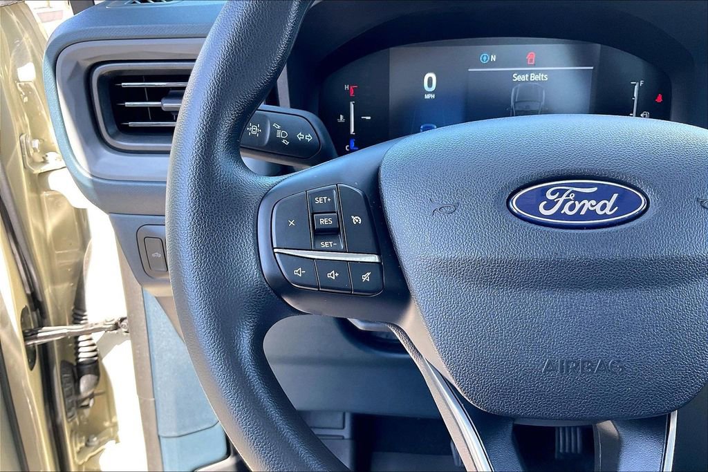 Certified 2025 Ford Maverick XLT w/ Black Appearance Package AWD/4WD image 16