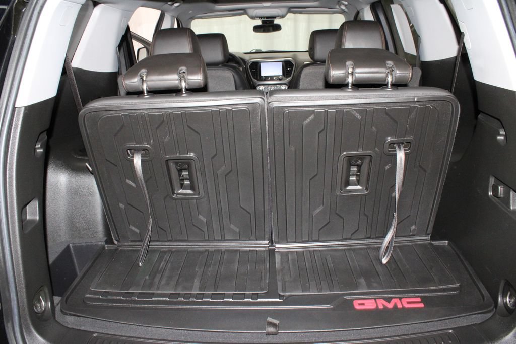 Used 2023 GMC Acadia AT4 w/ Technology Package AWD/4WD image 15