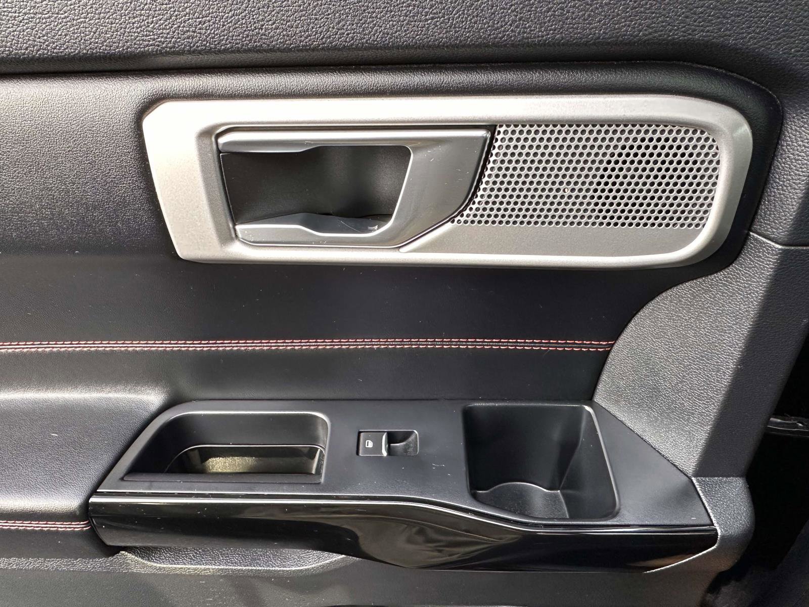 Certified 2022 Ford Explorer ST-Line image 19