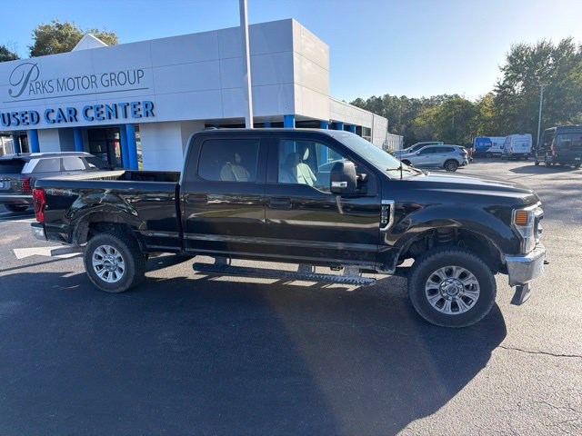 Certified 2022 Ford F250 XLT AWD/4WD image 2