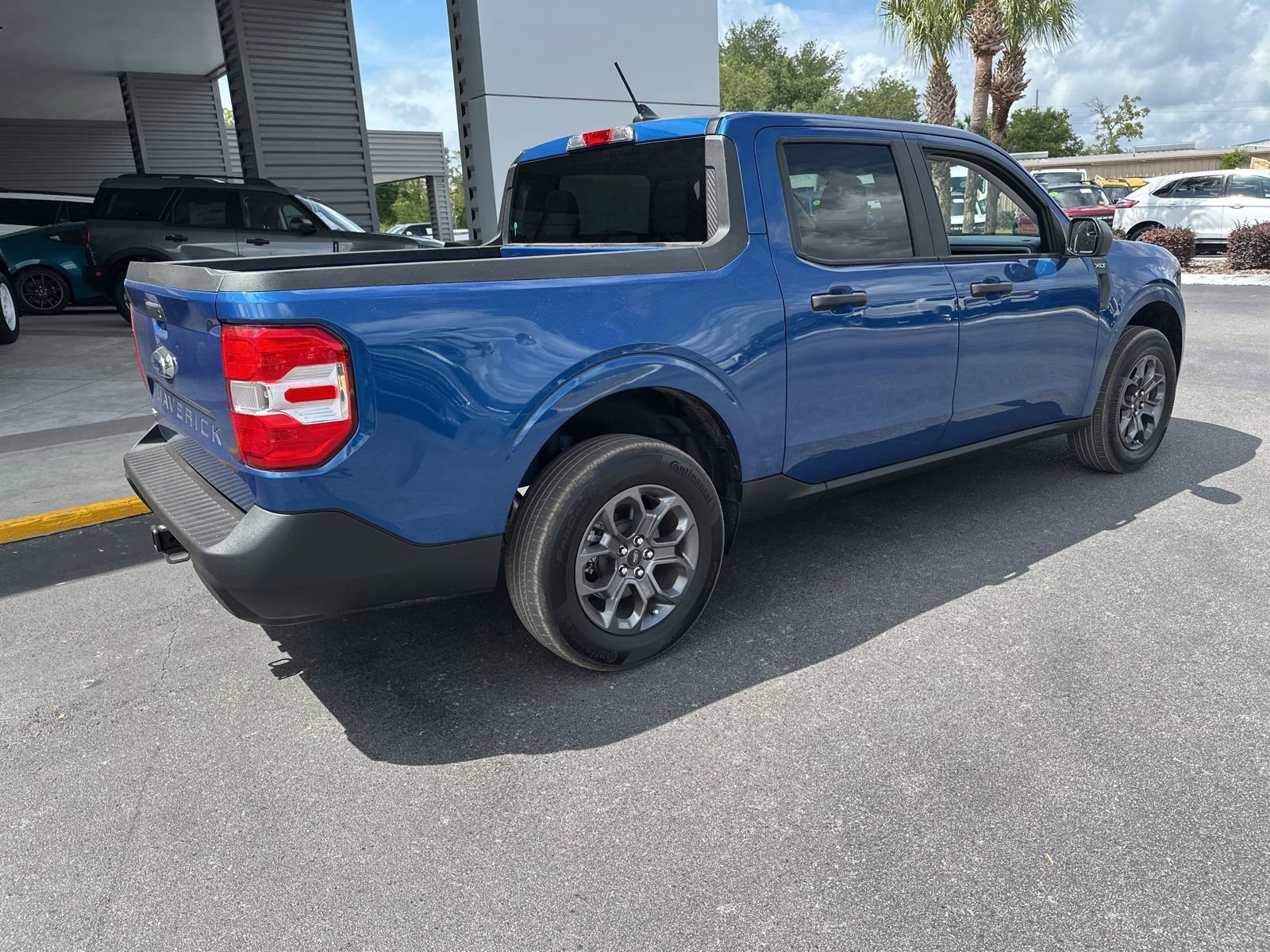 Certified 2024 Ford Maverick XLT FWD image 4