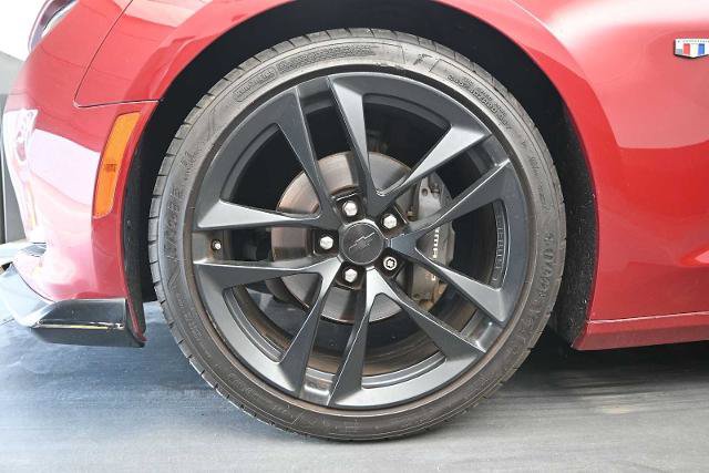 Used 2020 Chevrolet Camaro LT w/ 1LE Track Performance Package RWD image 10