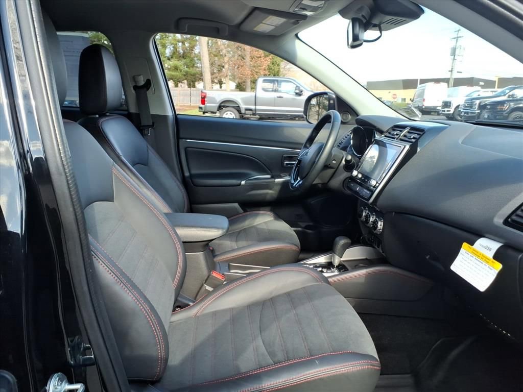 Used 2022 Mitsubishi Outlander Sport SE FWD image 10