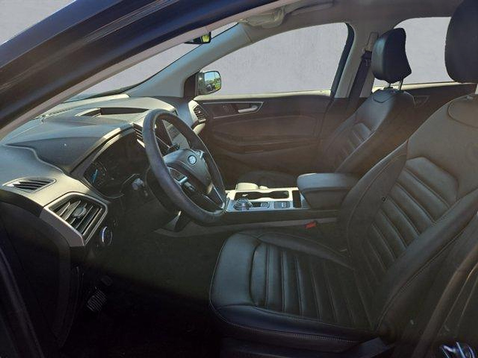 Certified 2024 Ford Edge SEL w/ Convenience Package AWD/4WD image 11