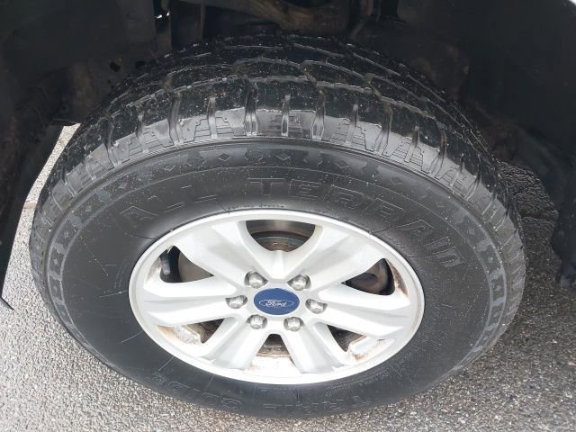 Certified 2018 Ford F150 XLT w/ Equipment Group 301A Mid image 14