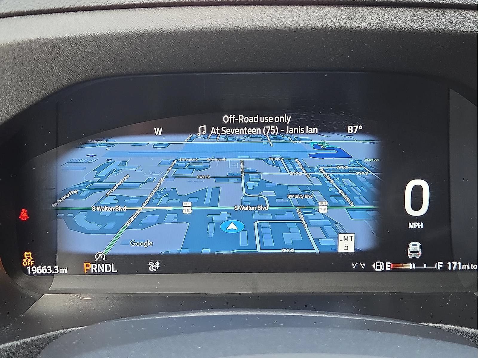 Certified 2025 Ford Explorer Active AWD/4WD image 23
