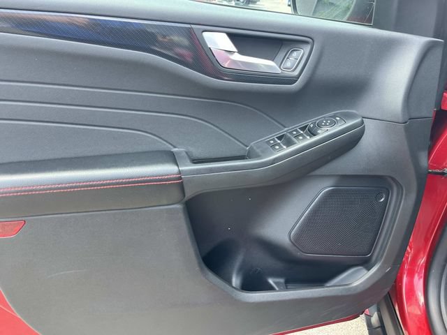 Certified 2024 Ford Escape ST-Line AWD/4WD image 31