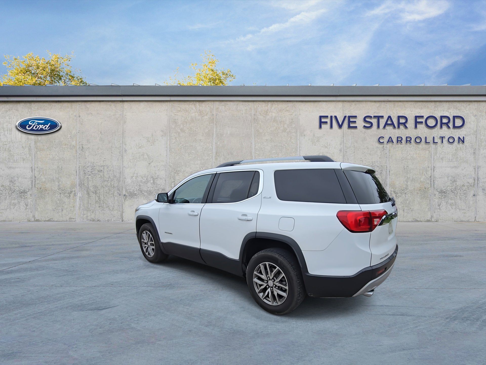 Used 2019 GMC Acadia SLE w/ LPO, Floor Liner Package AWD/4WD image 6