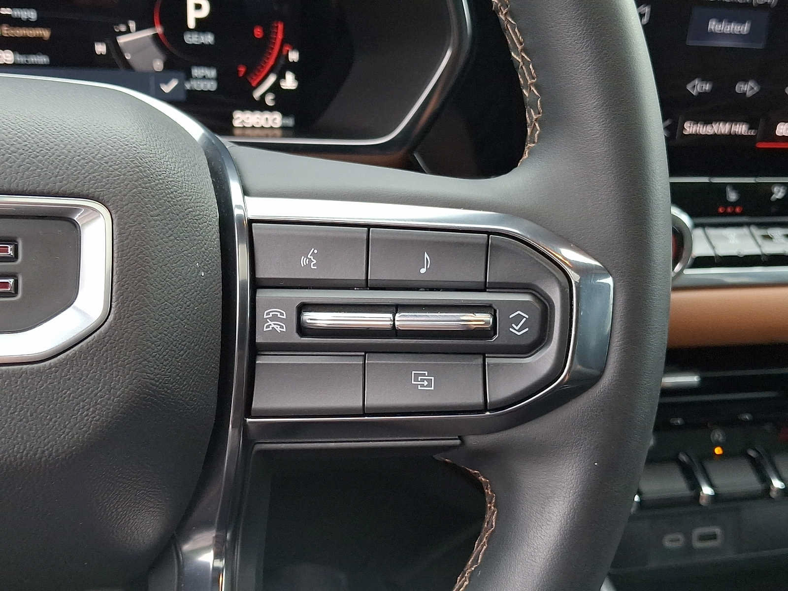 Used 2024 GMC Canyon AT4 AWD/4WD image 23