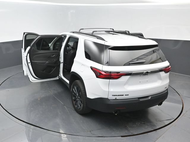 Used 2022 Chevrolet Traverse RS AWD/4WD image 25