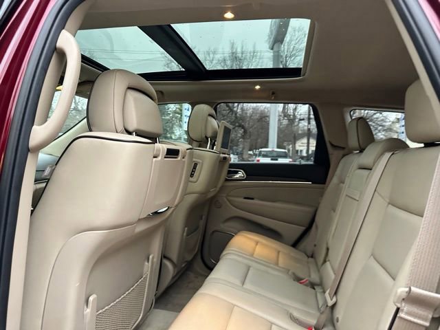 Used 2017 Jeep Grand Cherokee Overland w/ Jeep Active Safety Group image 50