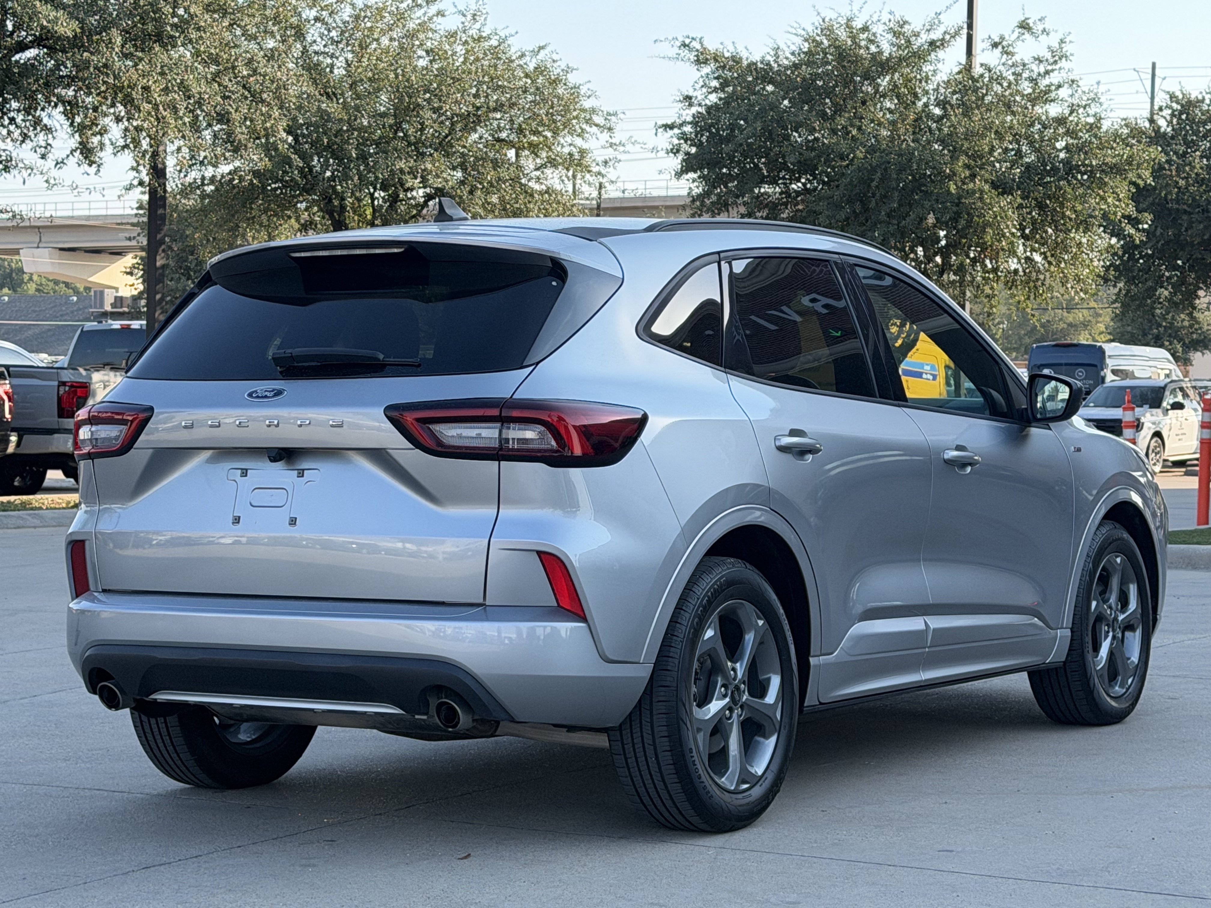 Certified 2024 Ford Escape ST-Line FWD image 4