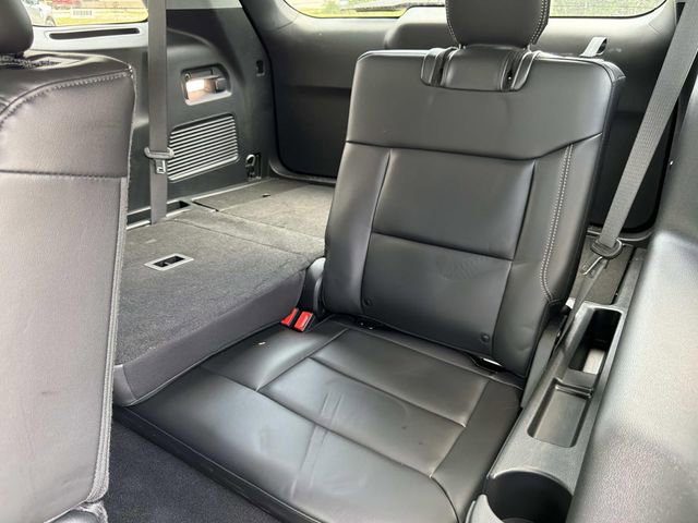Certified 2023 Ford Explorer XLT w/ Equipment Group 202A AWD/4WD image 22