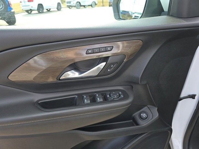 Used 2022 GMC Terrain Denali w/ Denali Premium Package image 12