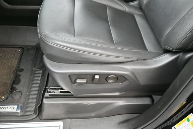 Used 2023 Chevrolet Silverado 1500 RST w/ Redline Edition AWD/4WD image 13