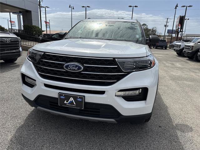 Certified 2023 Ford Explorer XLT w/ Equipment Group 202A image 8